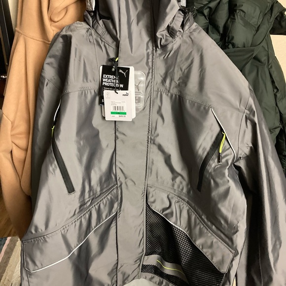 SOLD ❌ on Mercari PUMA x HELLY HANSEN Tech STORMCELL Jacket 598277-01 L $450 - Picture 5 of 14